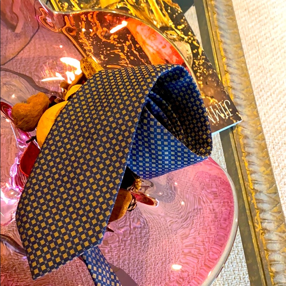Rocco Barocco Classic Italian made 100% silk tie!